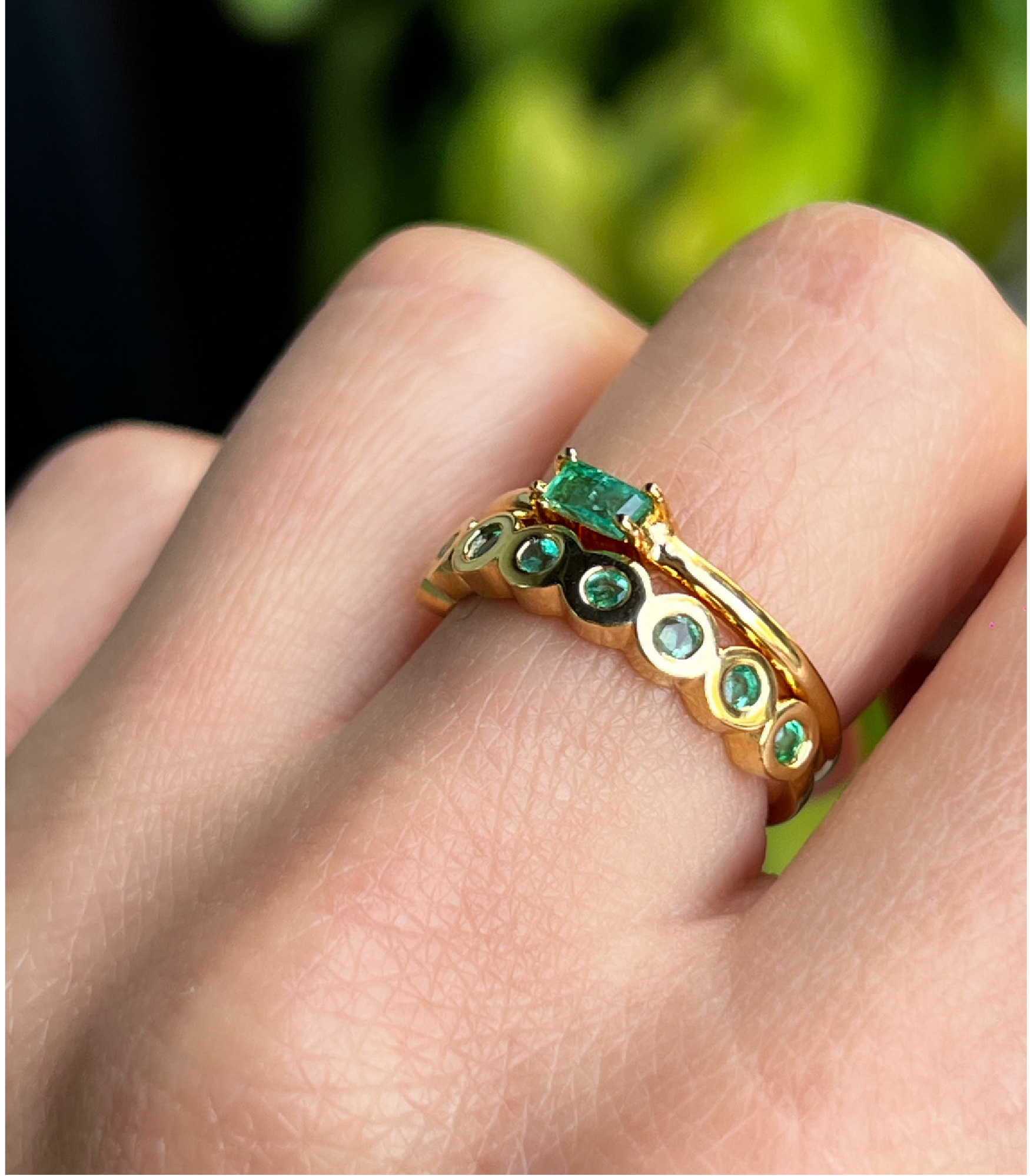 ANILLO 8 PIEDRAS